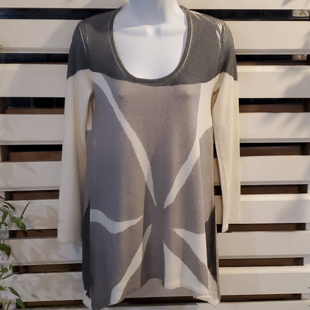 Go Couture Sweater. #1766